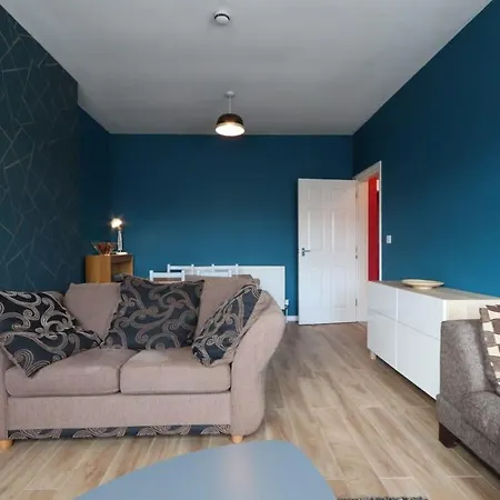 Апартаменты Stylish 2 Bed In Old Market Бристоль