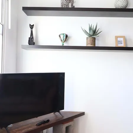 Апартаменты Stylish 2 Bed In Old Market