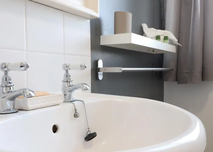 Daire Stylish 2 Bed In Old Market Bristol