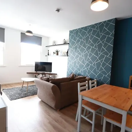 Stylish 2 Bed In Old Market Apartment Bristol